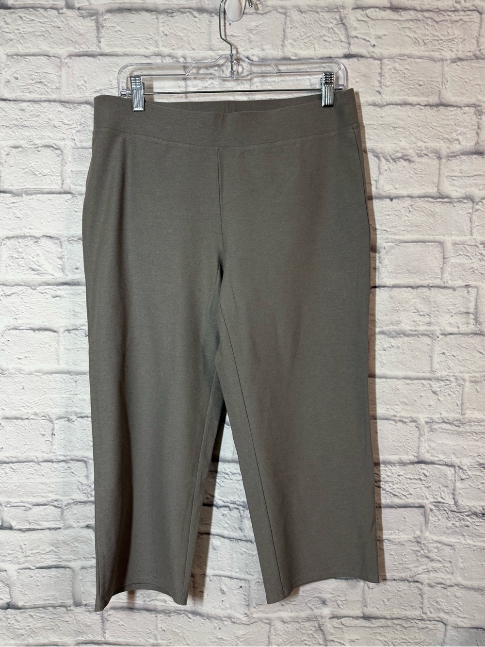 Eileen Fisher Grey Stretch Capri Pants, Medium